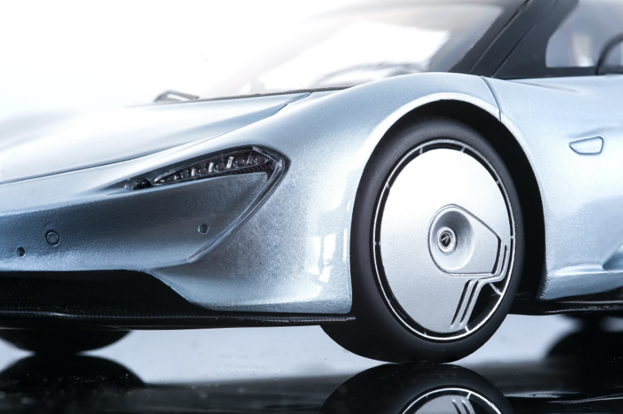 Tecnomodel 1:18 McLaren Speedtail (Metallic Ice Blue)
