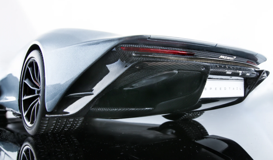 Tecnomodel 1:18 McLaren Speedtail (Metallic Ice Blue)