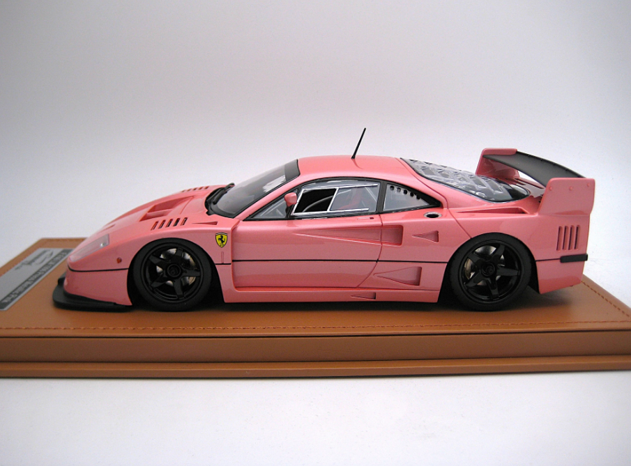 Tecnomodel 1:18 Ferrari F40 LM 1996 Press Version (Metallic Pink)