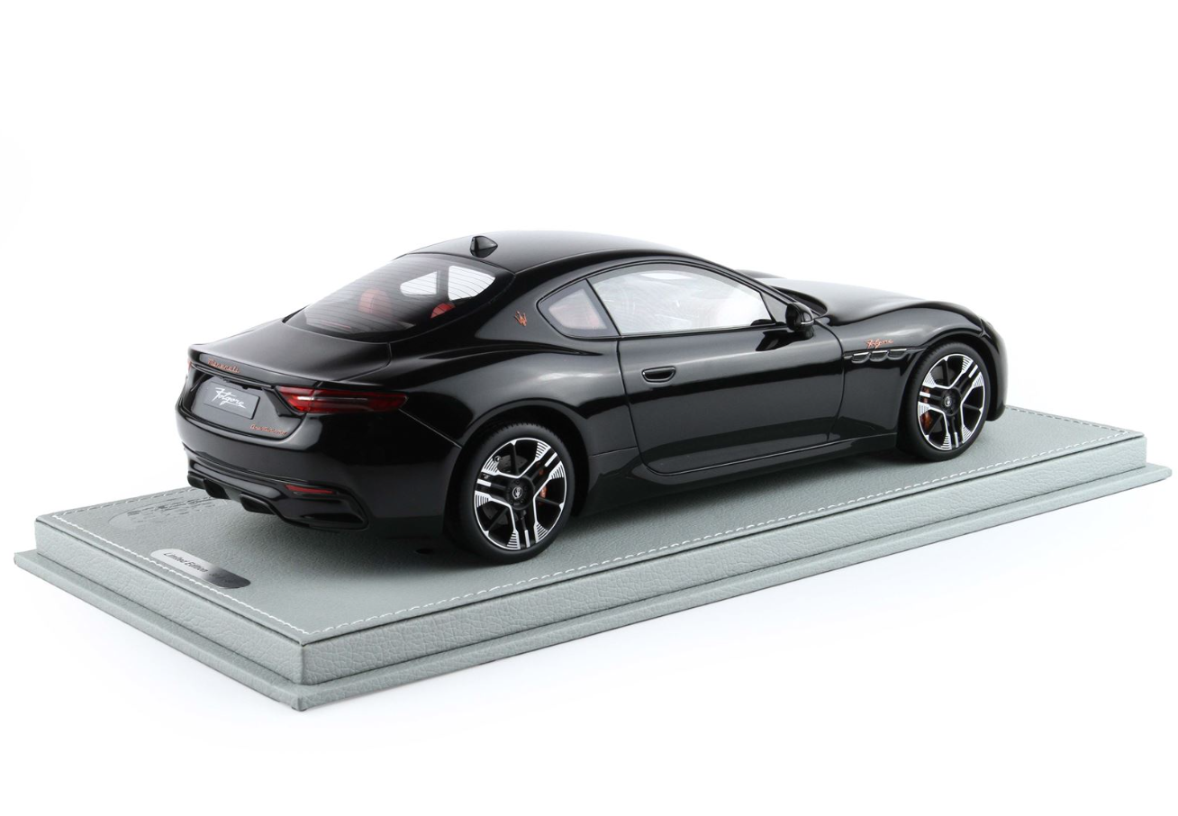 BBR Models 1:18 Maserati Granturismo Folgore 2023 (NERO ASSOLUTO)