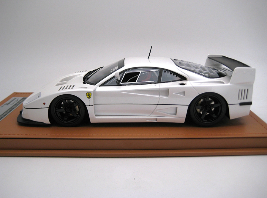 Tecnomodel 1:18 Ferrari F40 LM Press Version (White)