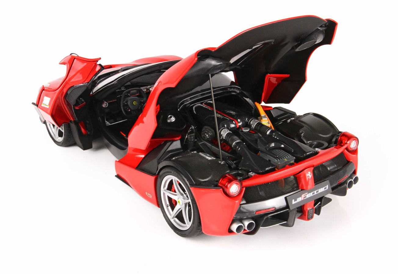 BBR Models 1:18 Ferrari Laferrari Aperta 'OPEN' (Rosso Corsa)