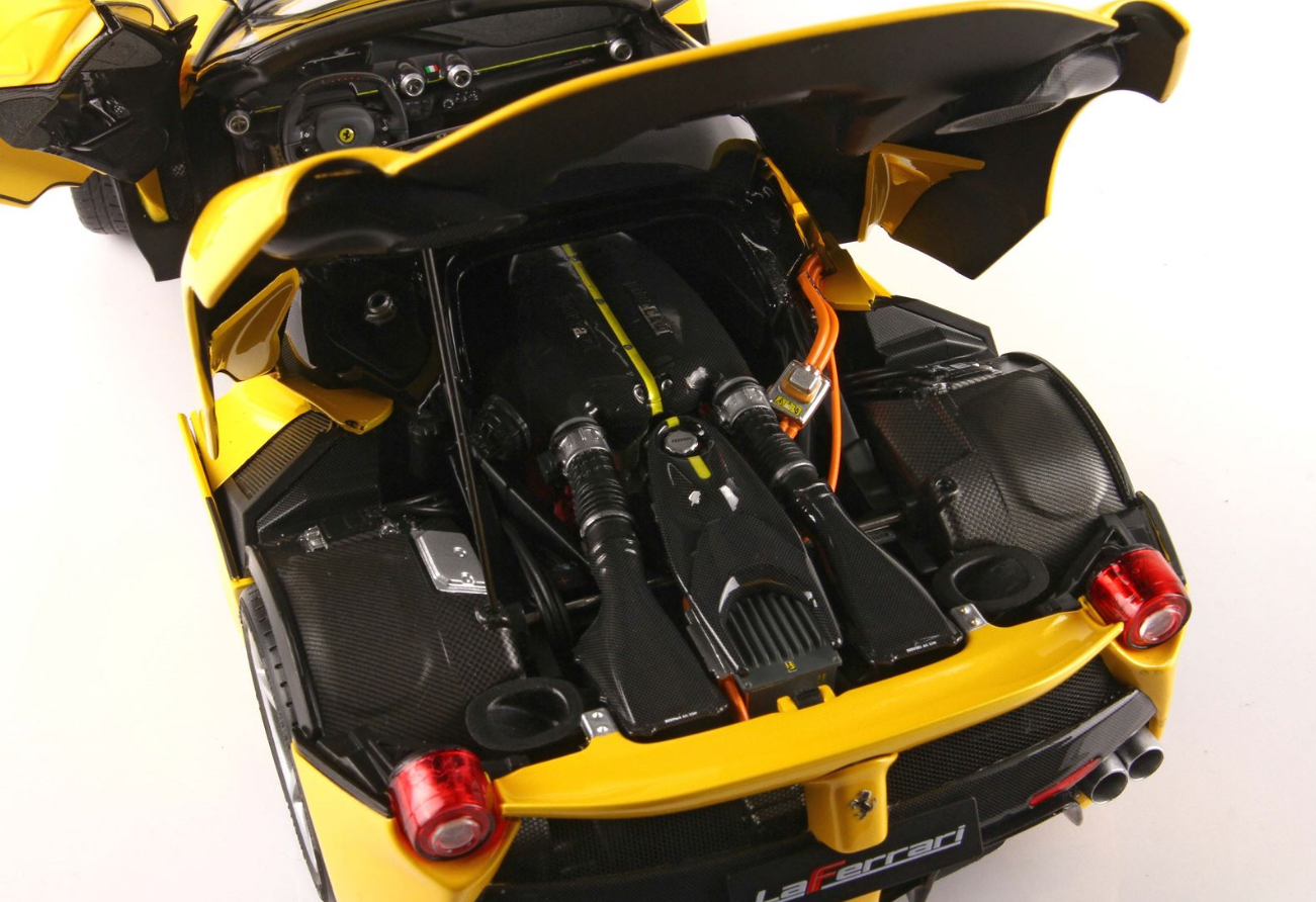 BBR 1:18 Ferrari Laferrari Aperta 'OPEN' (Yellow)