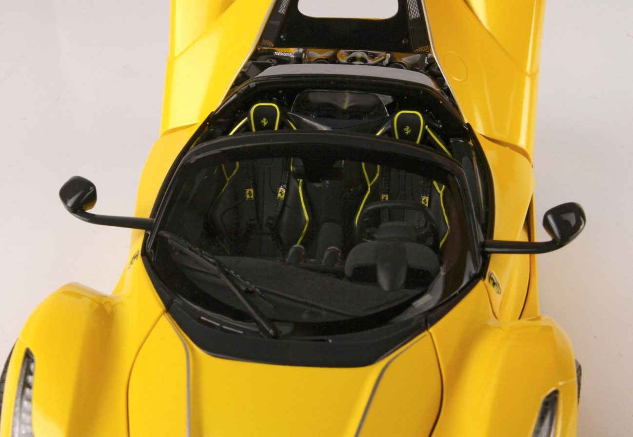 BBR 1:18 Ferrari Laferrari Aperta 'OPEN' (Yellow)