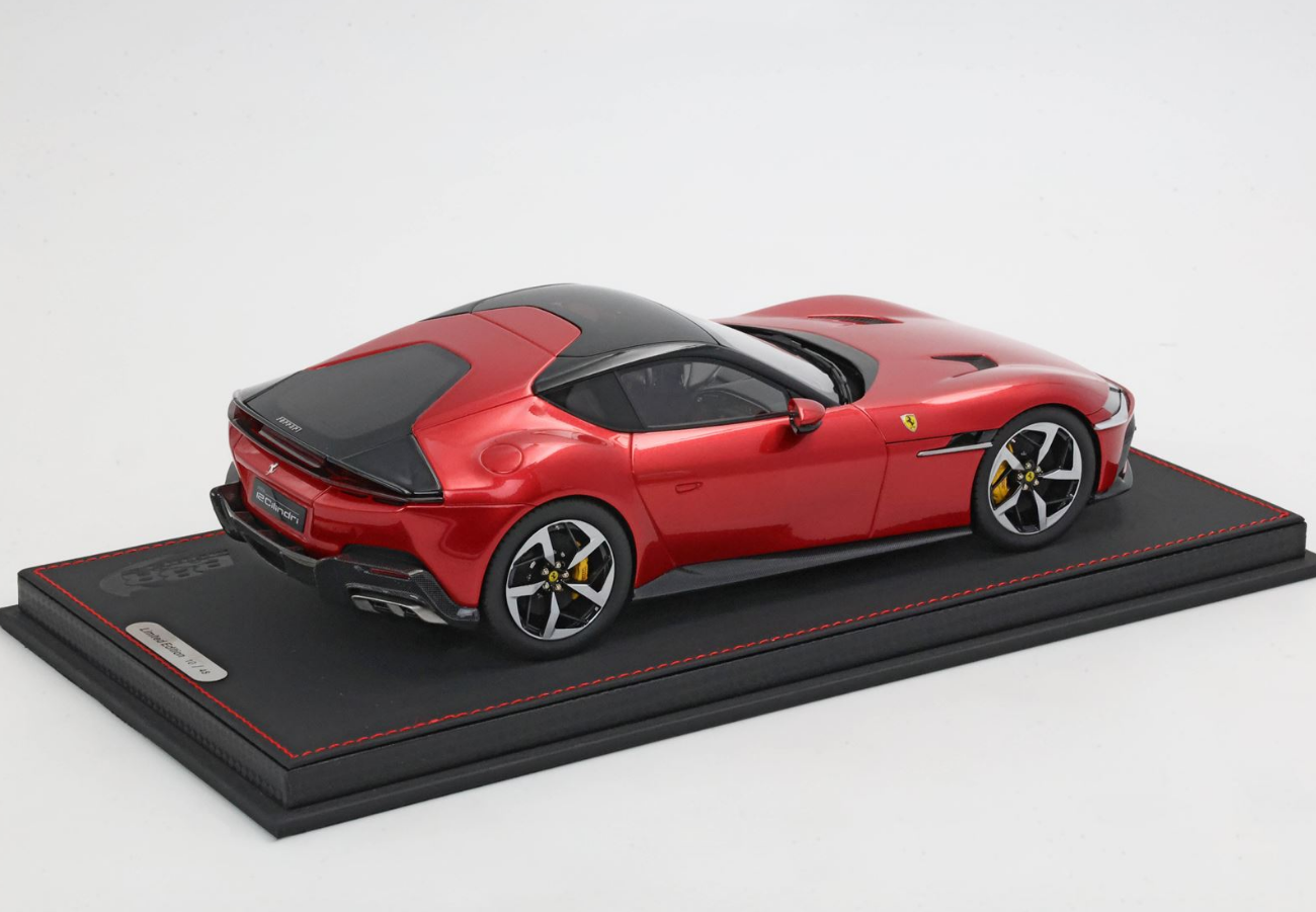 BBR 1:18 Ferrari 12Cilindri (Panoramic roof) - Rosso Imola