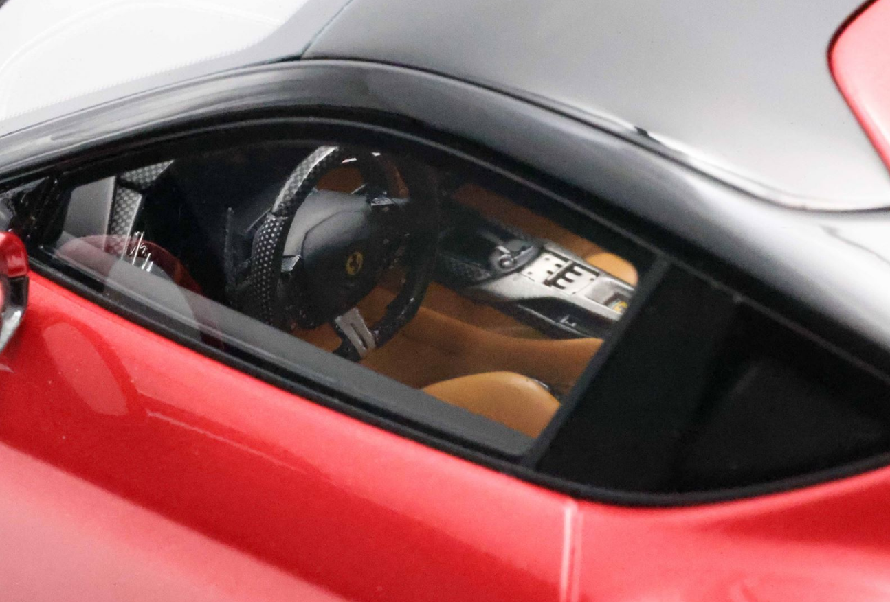 BBR 1:18 Ferrari 12Cilindri (Panoramic roof) - Rosso Imola