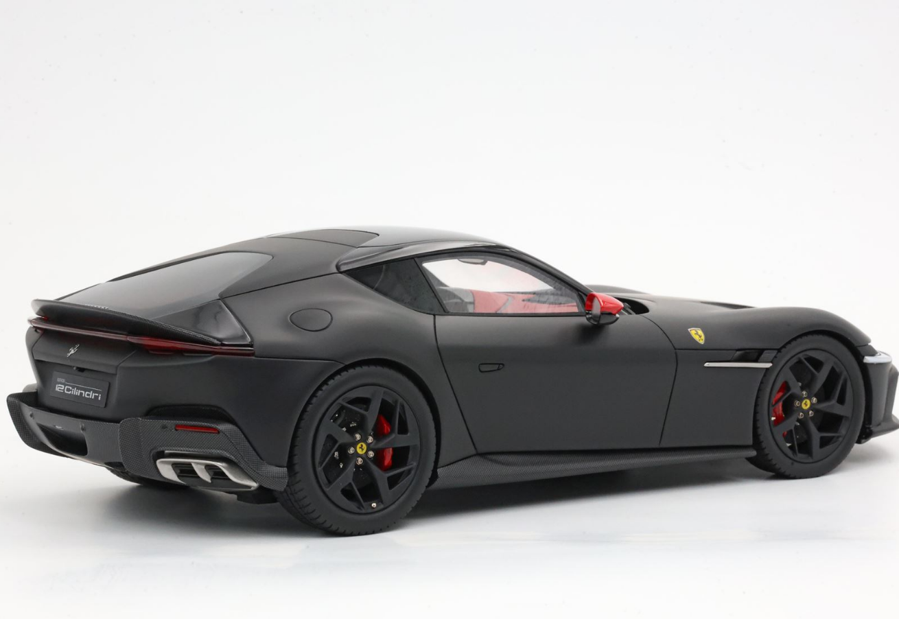 BBR 1:18 Ferrari 12Cilindri (Panoramic roof) - Matt Black