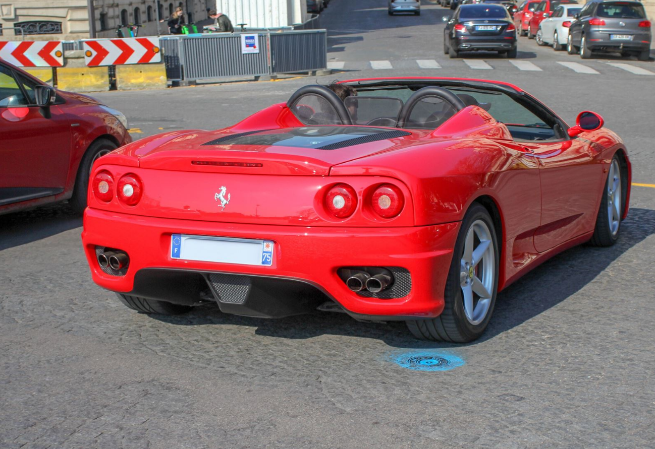 BBR 1:18 Ferrari 360 Modena Spider Manual Gear - Rosso Corsa/Black