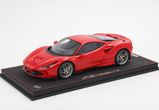 BBR 1:18 Ferrari F8 Tributo (Rosso Corsa 322)