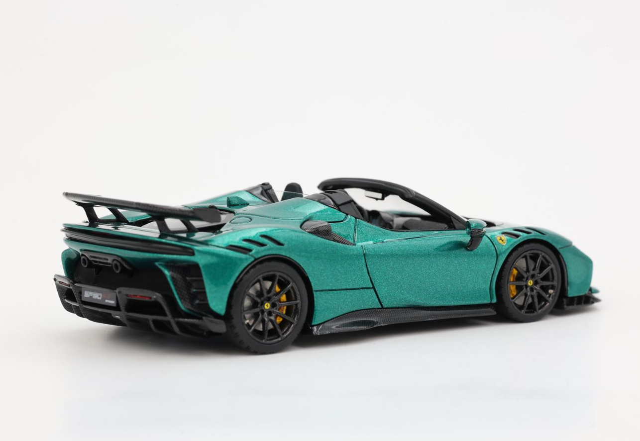 BBR 1:43 Ferrari SF90 XX Stradale Spider + Carbon Rims (Green Jewel)