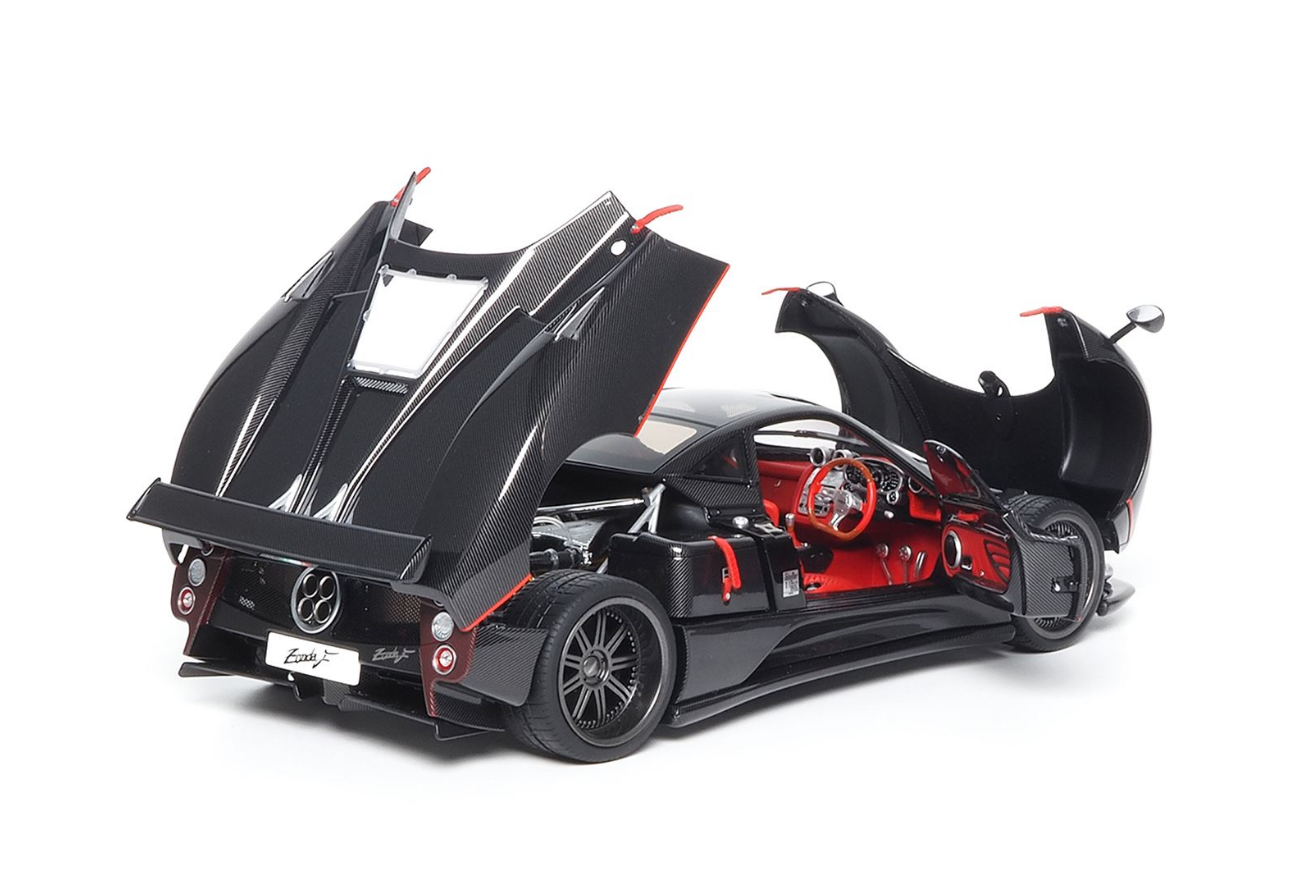 BBR 1:18 Pagani Zonda F (Carbon Fiber/Red)