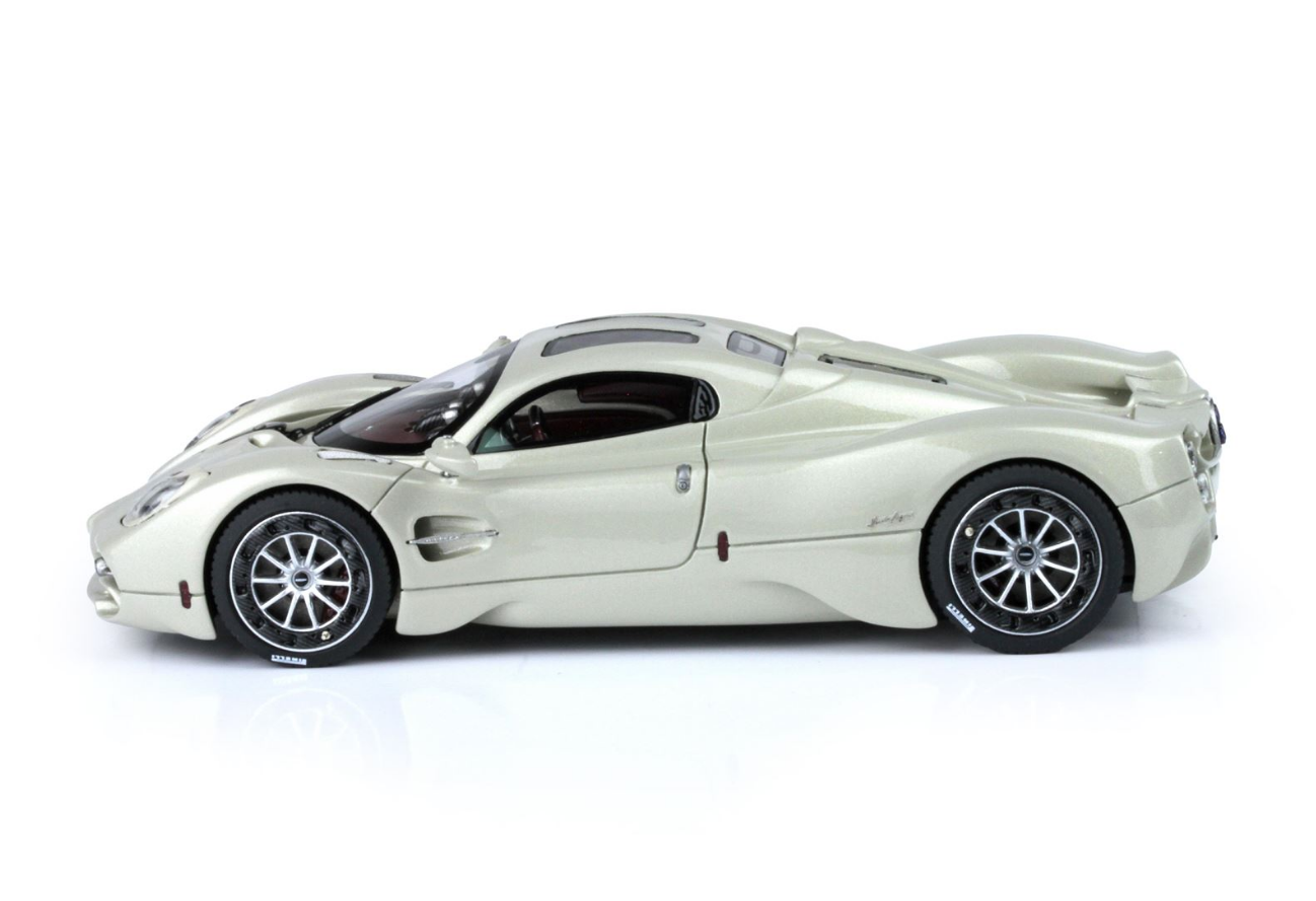 BBR 1:43 Pagani Utopia (Grey Rinascimento)