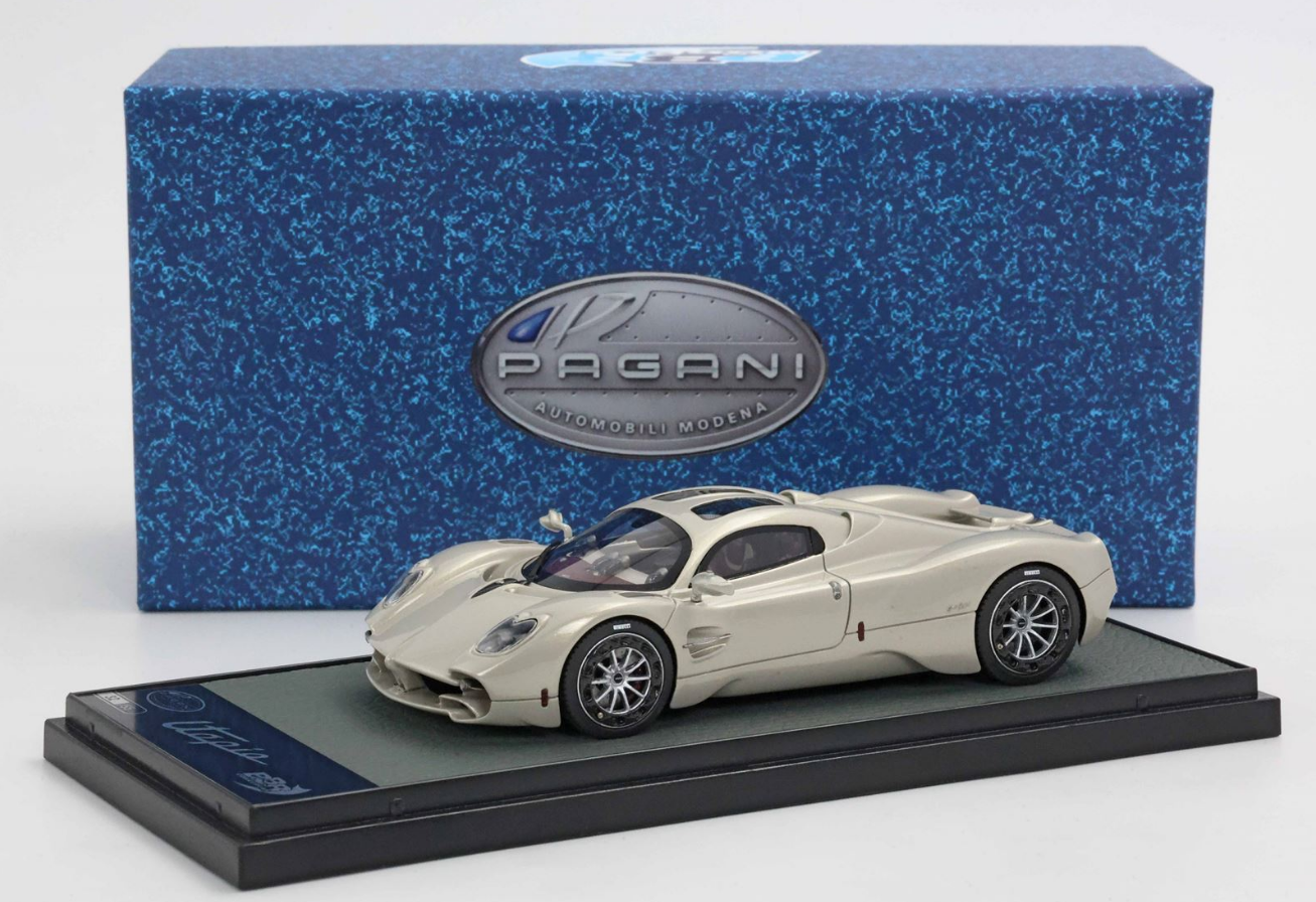 BBR 1:43 Pagani Utopia (Grey Rinascimento)