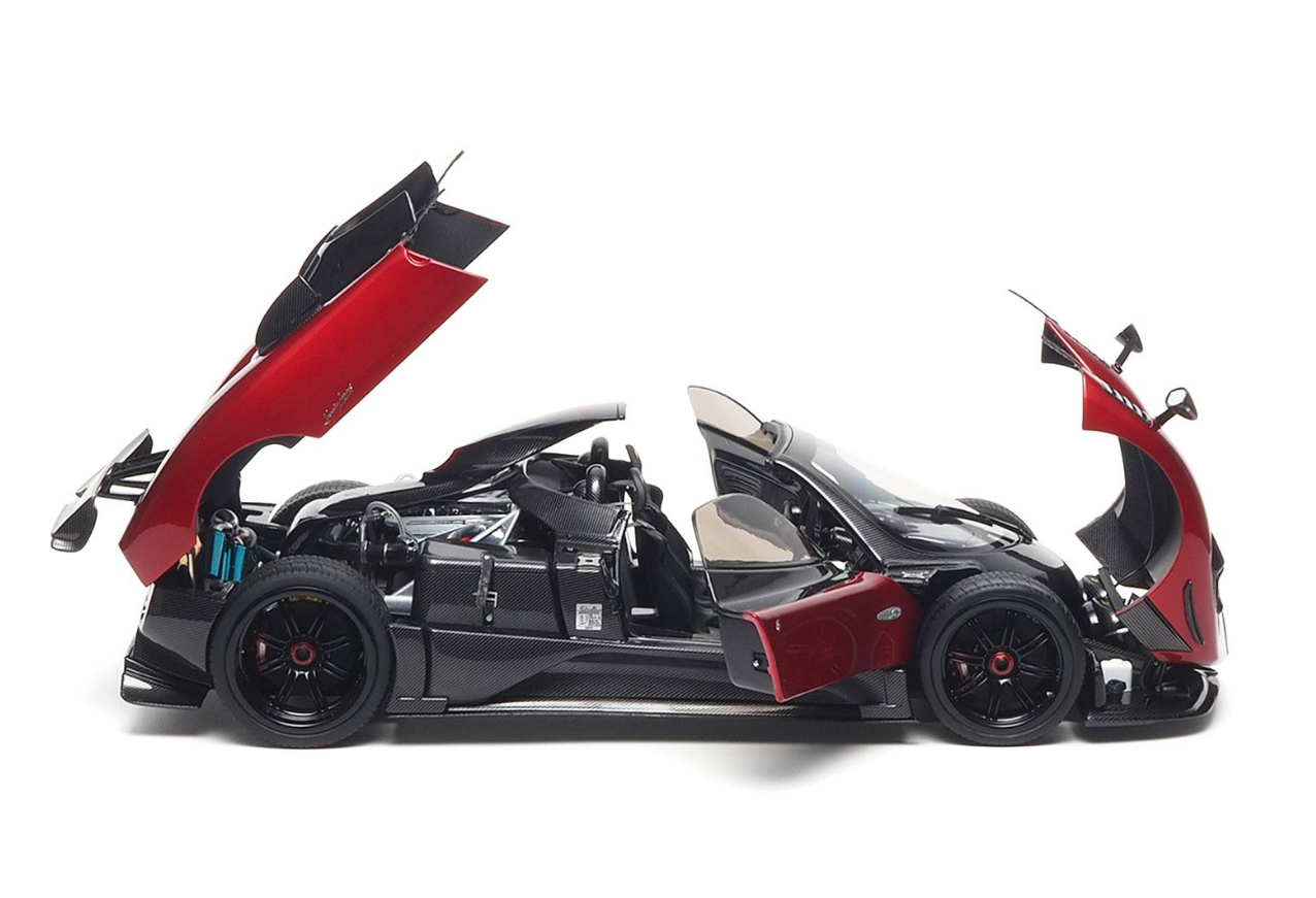 BBR 1:18 Pagani Zonda Cinque (Rosso Dubai)