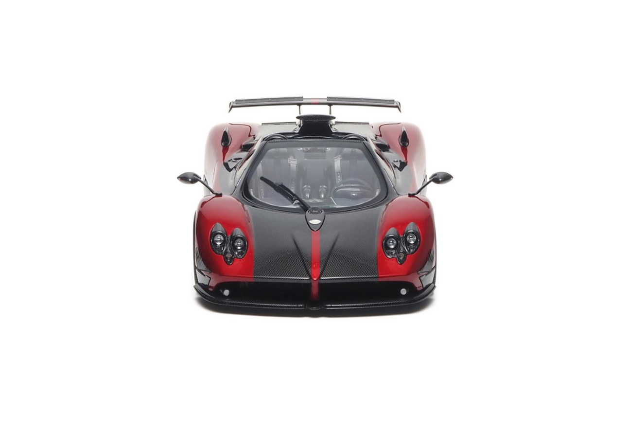 BBR 1:18 Pagani Zonda Cinque (Rosso Dubai)