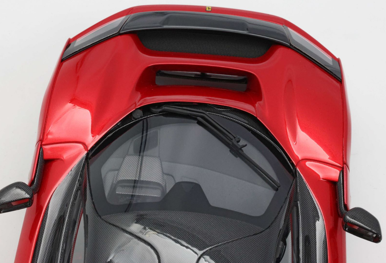 BBR 1:18 Ferrari F80 (Carbon Options) Rosso Supercar - bicolor wheels silver and carbon