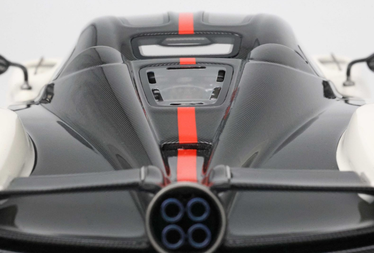 BBR 1:18 Pagani Utopia (Bianco Benny)