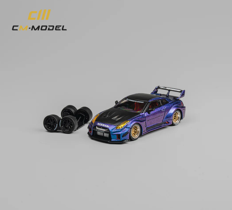 CM Model 1:64 LBWK Nissan GTR R35