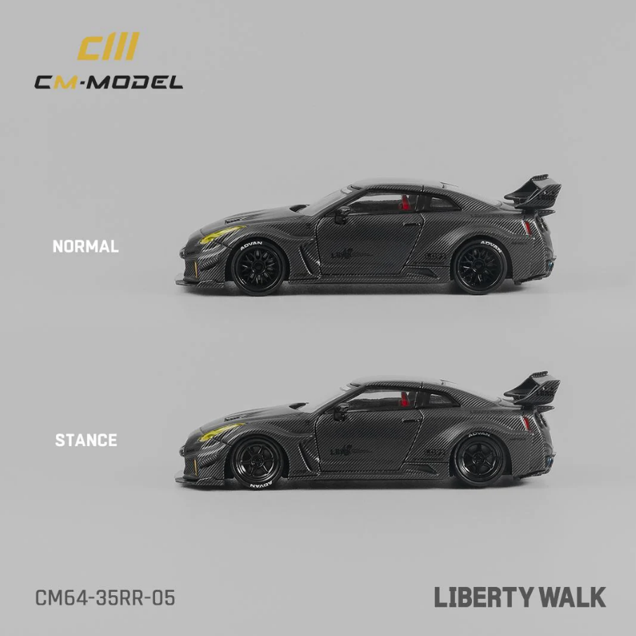 CM Model 1:64 LBWK Nissan GTR R35
