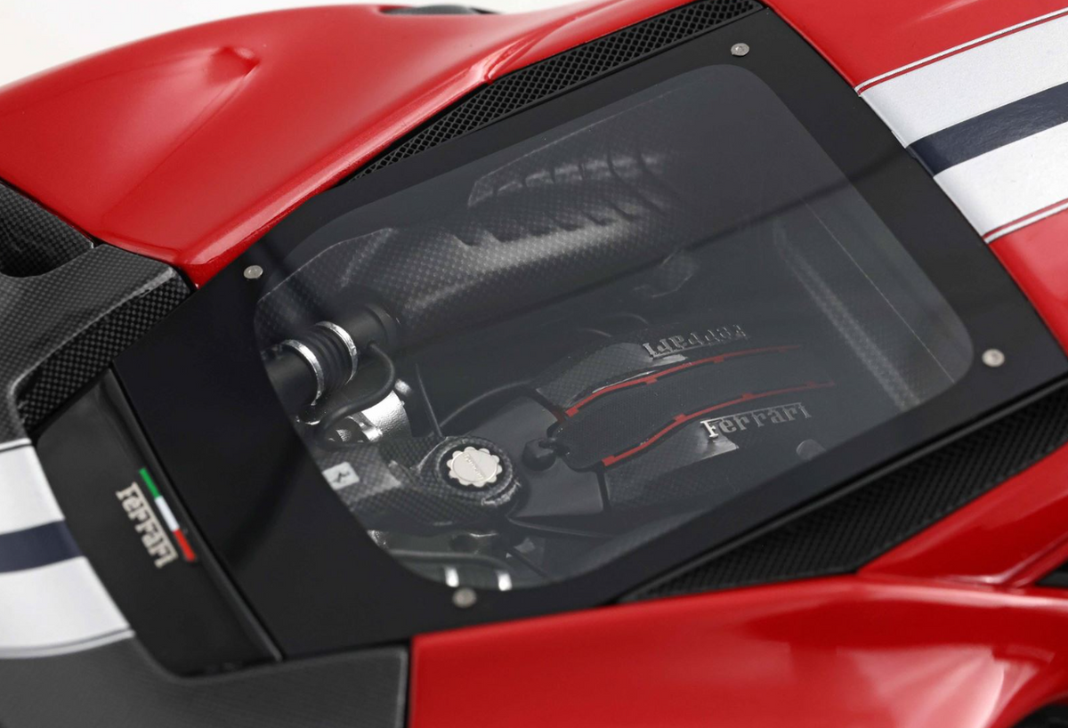 BBR 1:18 Ferrari 488 Pista (Metallic Rosso Corsa with Carbon wheels and wing)