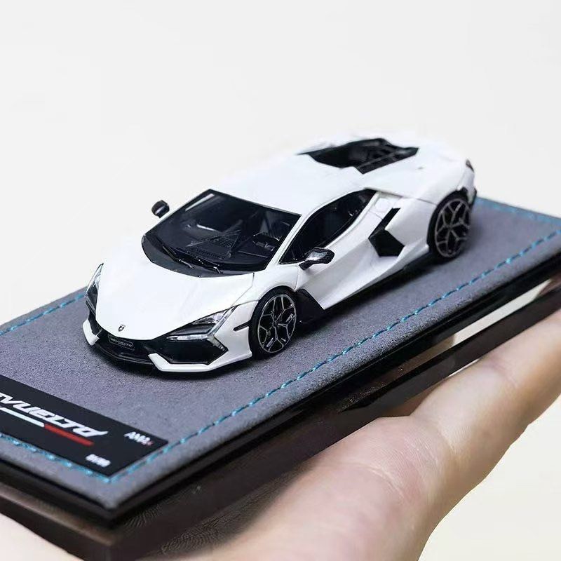 PREORDER AMA64 1:64 Lamborghini Revuelto (White)
