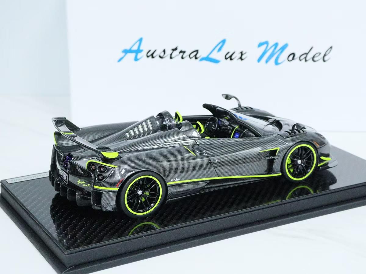 AustraLux Model 1:18 Pagani Huayra BC Roadster (Carbon Fiber/Green)
