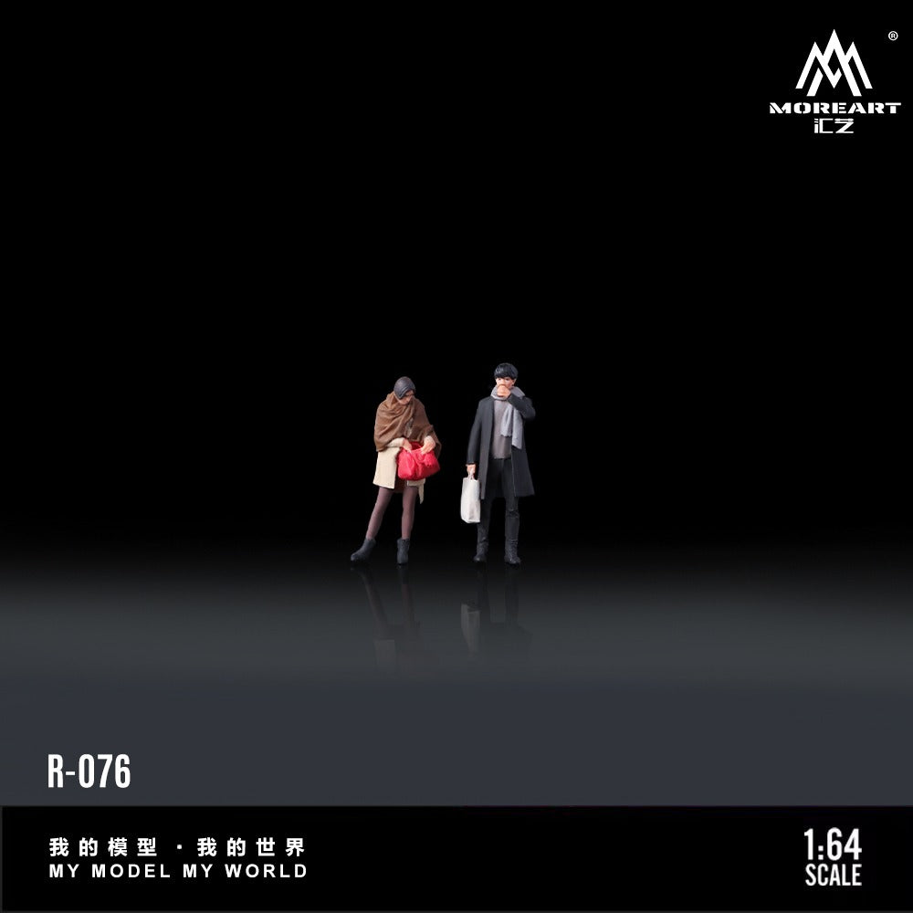 PREORDER MoreArt 1:64 Warm Winter Fashion Doll Set Realistic Resin Model