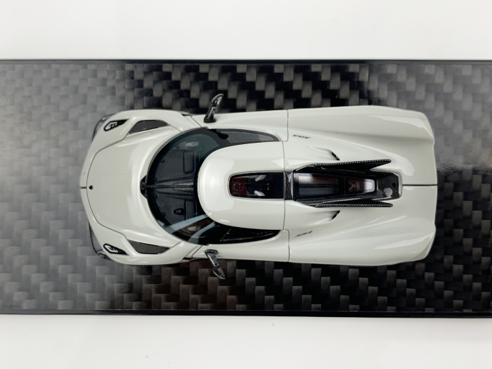Frontiart 1:64 Koenigsegg Jesko Absolut (Battle Grey)