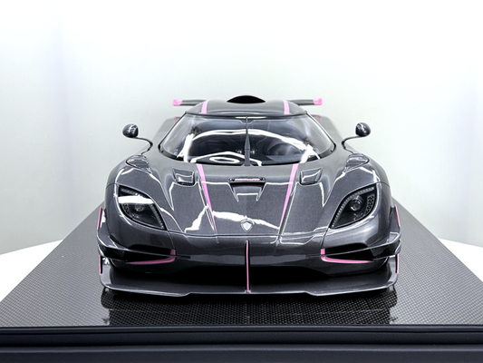 Frontiart 1:8 Koenigsegg One:1 JC (Carbon/Pink)