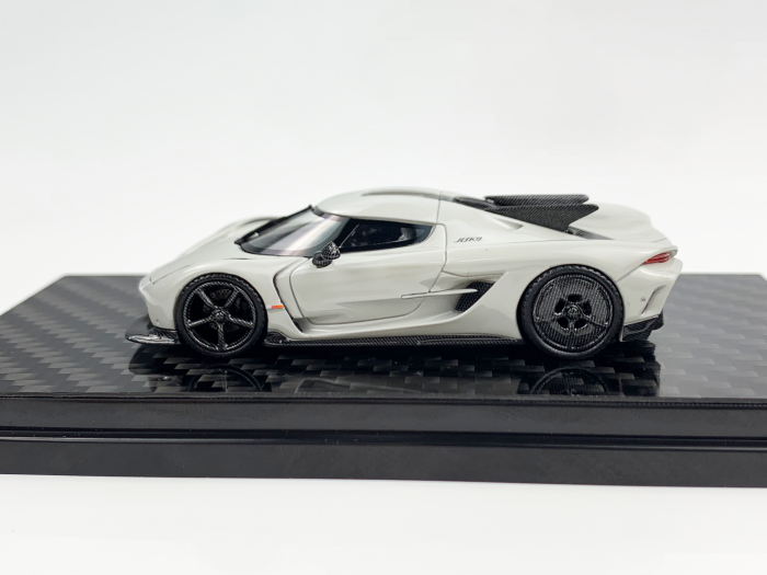 Frontiart 1:64 Koenigsegg Jesko Absolut (Battle Grey)