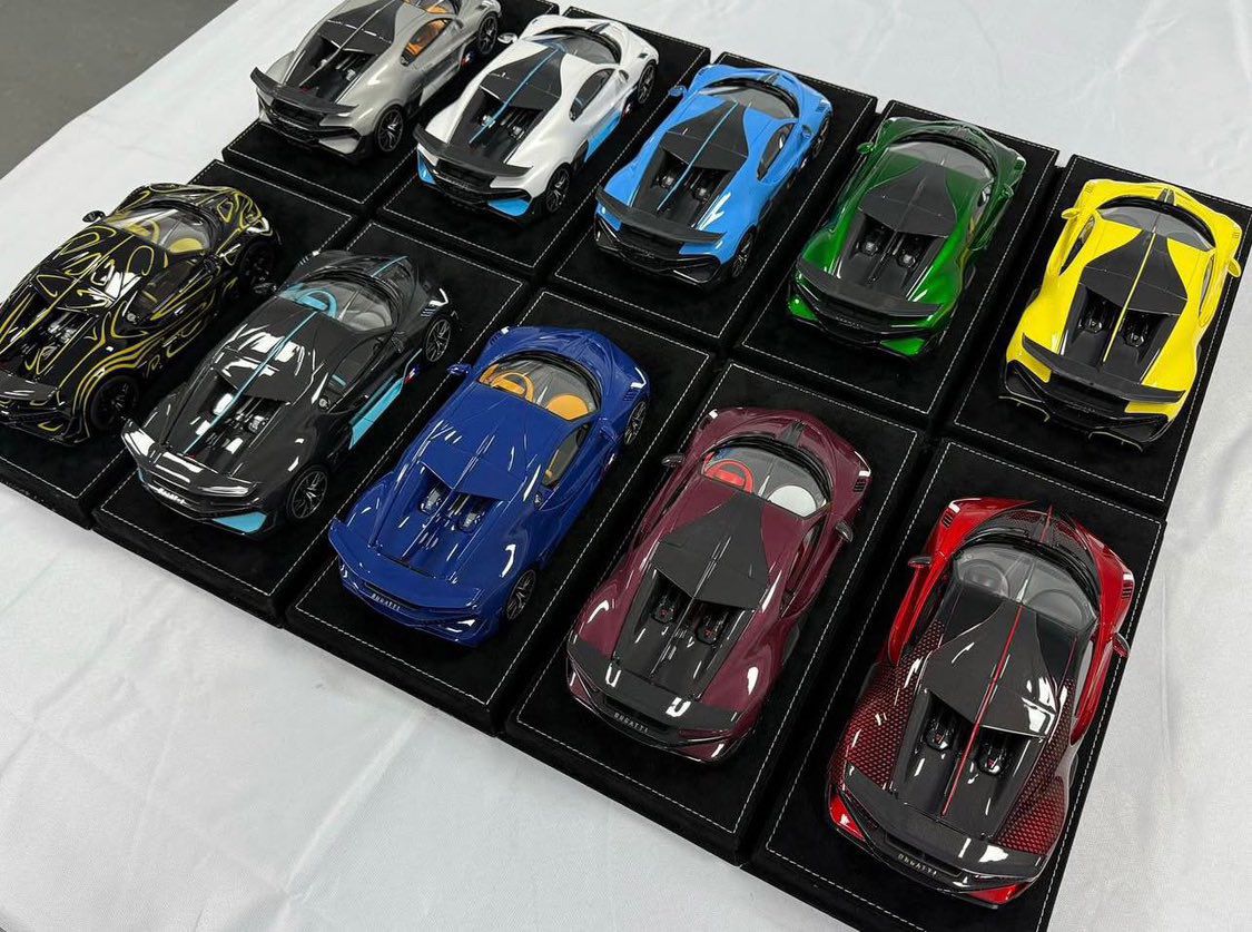 PREORDER HH Model 1:18 Bugatti Divo 'Ladybug'