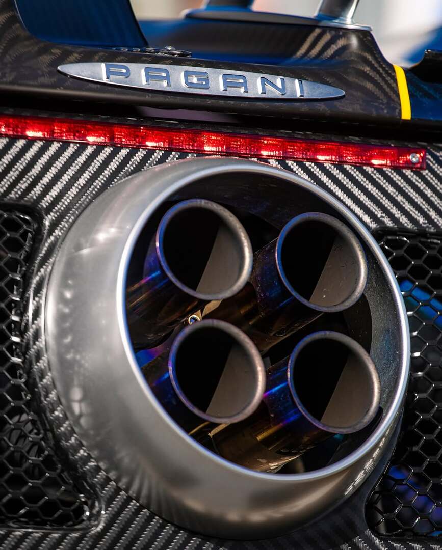 PREORDER HH Model 1:18 Pagani Zonda PS II