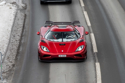 Registry: VMB 1:18 Koenigsegg Agera R (Candy Red)