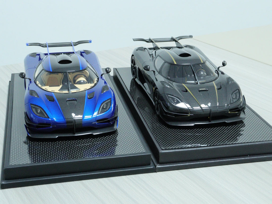 VMB new 1:18 Koenigsegg One:1 colors (Khaki Gold/Blue Carbon - Blue Stripe)