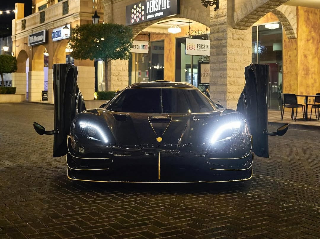 Registry: VMB 1:18 Koenigsegg Agera RS 'Phoenix'