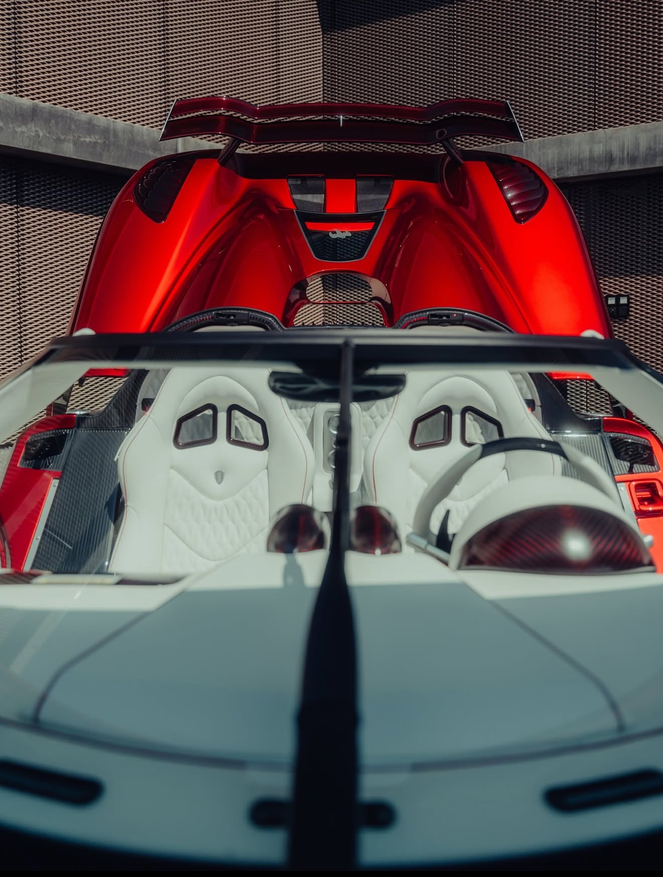 PREORDER VMB x Miniature Planet 1:18 Koenigsegg Agera R (Candy Red)