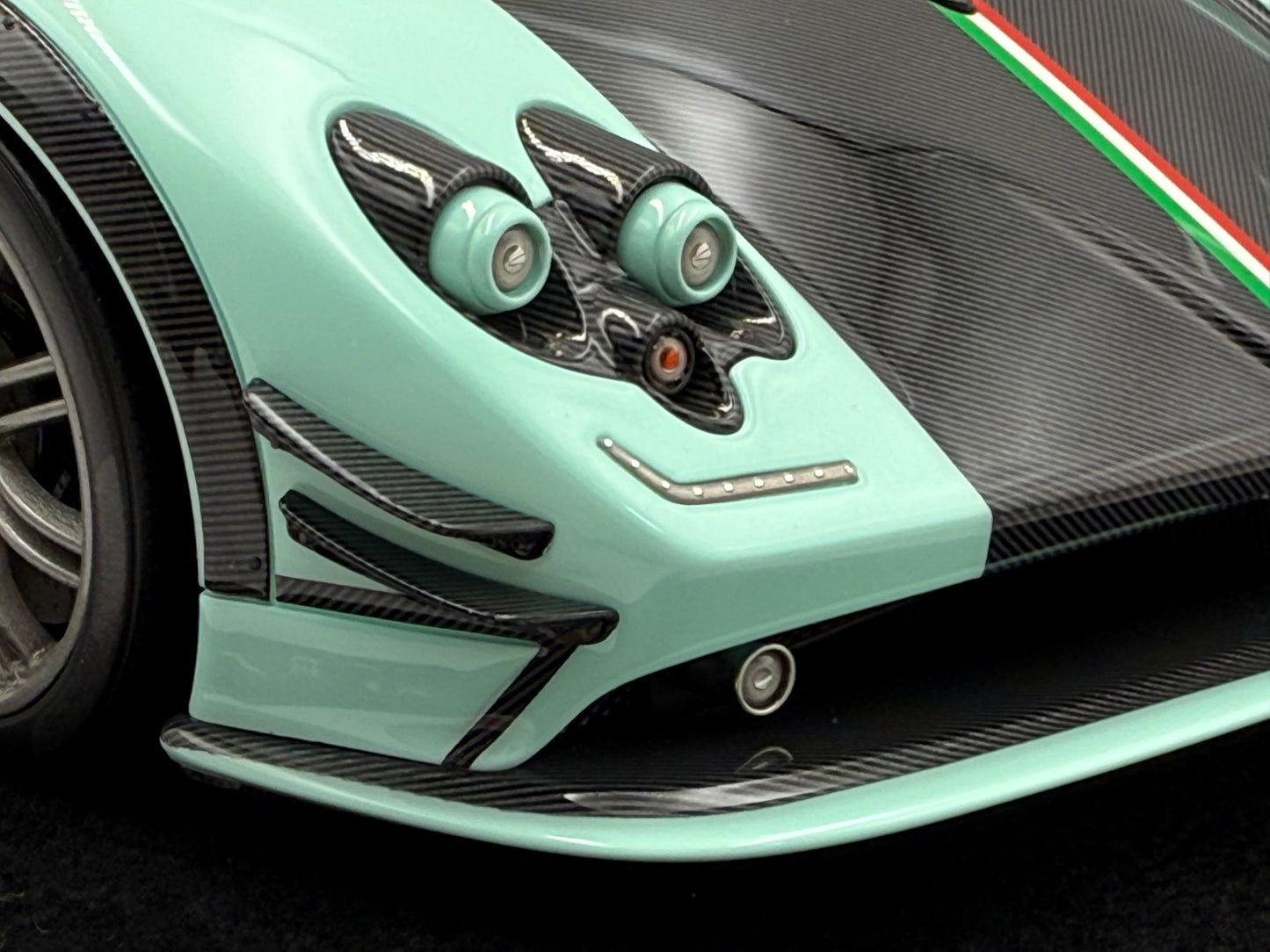 Henson & Heaven 1:18 Pagani Zonda 760 RSJX