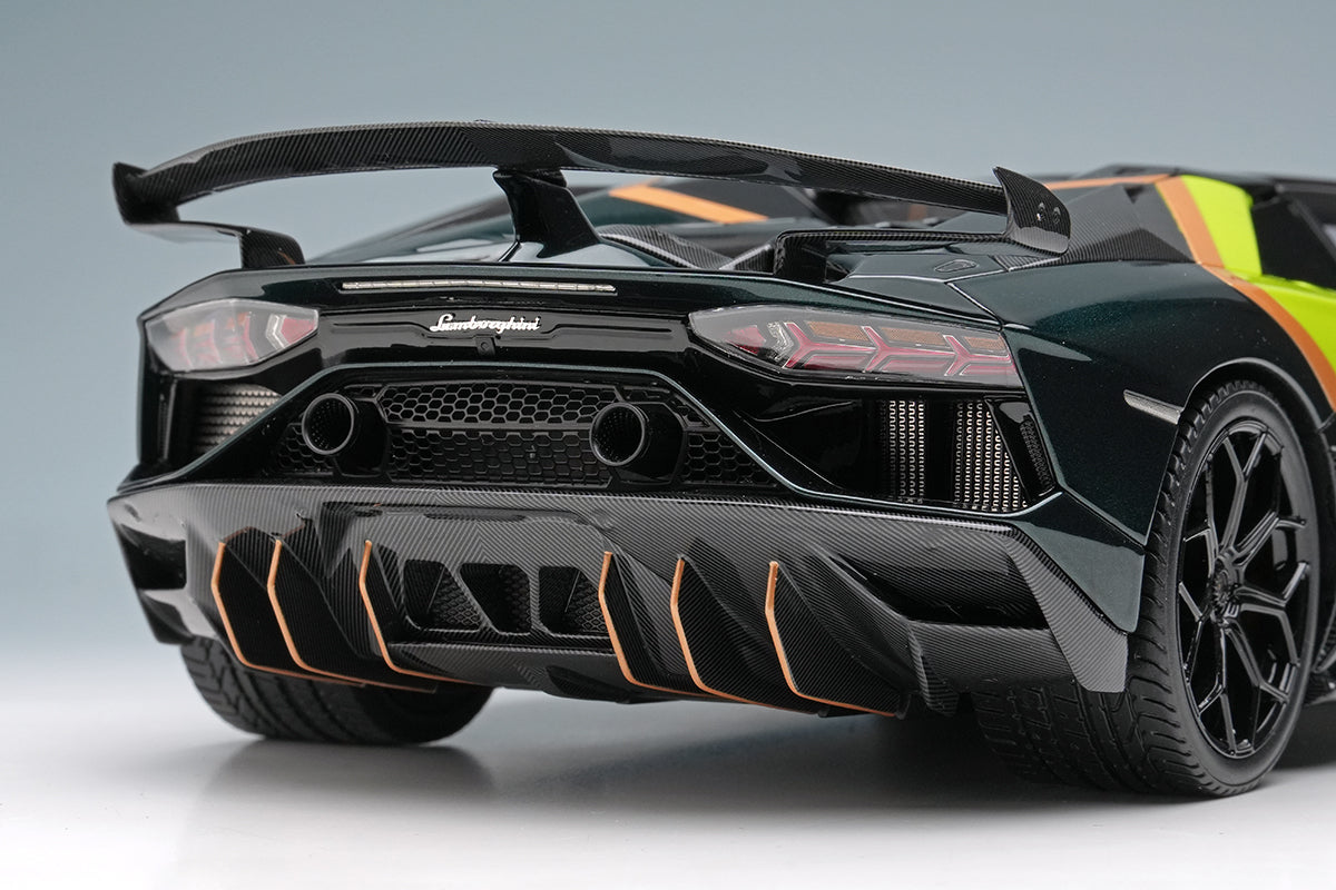 Makeup Co Ltd. 1:18 Lamborghini Aventador SVJ Roadster 2020 Ad Personam 2 tone paint
