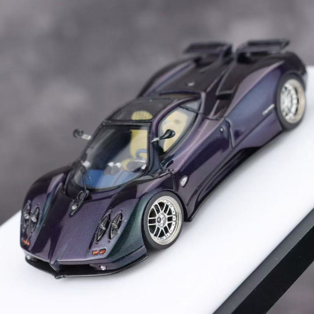 DMY 1:64 Pagani Zonda S (Chameleon)