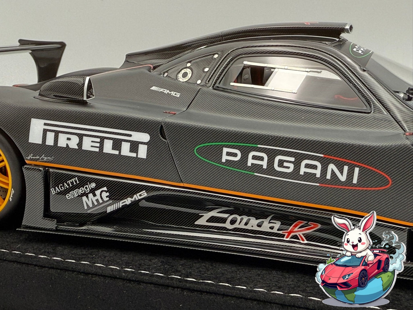 Henson & Heaven 1:18 Pagani Zonda R 'Nurburgring Record'