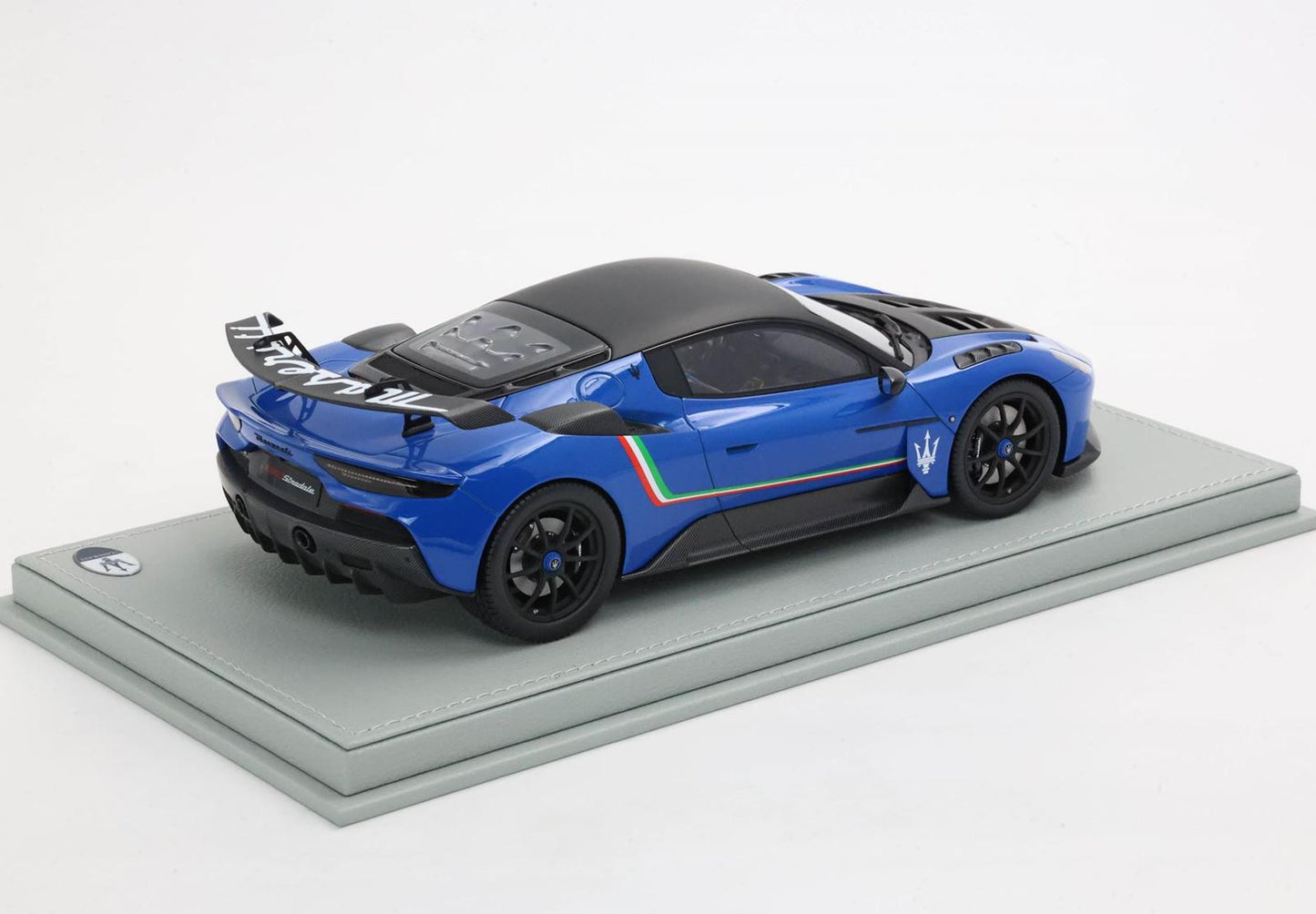 [PRE-ORDER] BBR 1:18 Maserati GT2 Stradale (Blu Infinito w/ Italian Stripes)