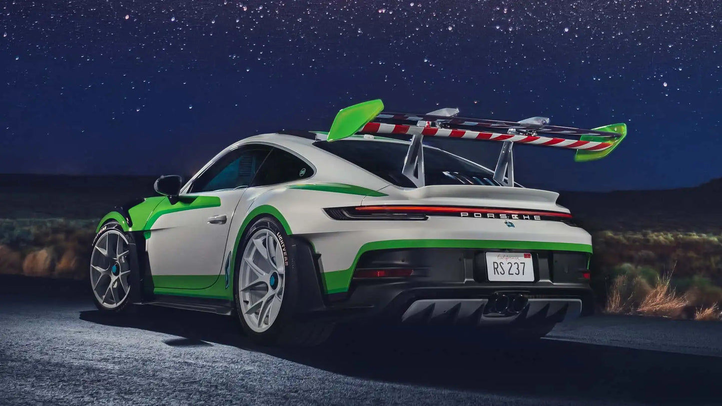 PREORDER Henson & Heaven 1:18 Disney x Porsche Sonderwunsch : Porsche 992 GT3 RS ‘Buzz Lightyear’
