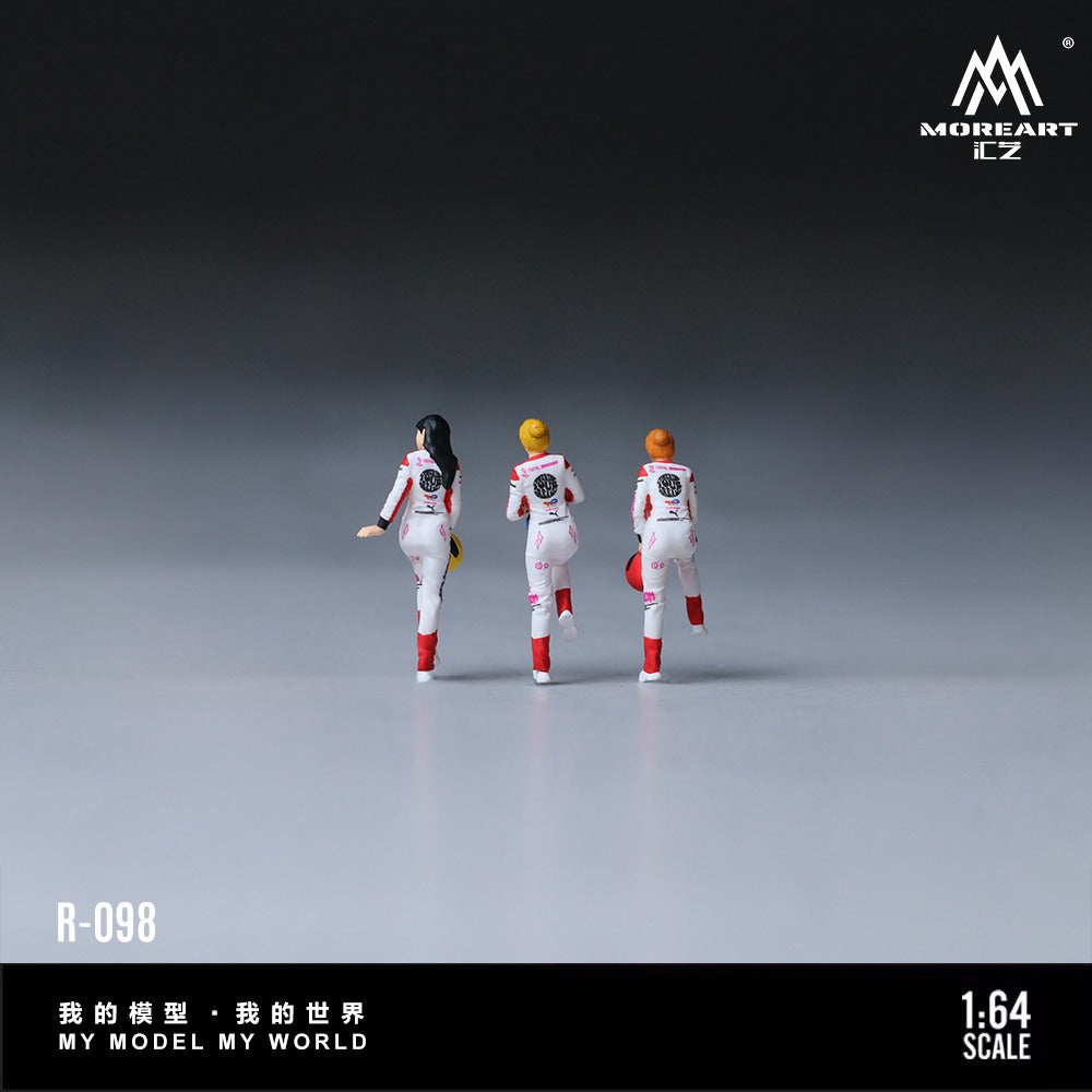 PREORDER MoreArt 1:64 Iron Maiden Racing Driver Doll Set