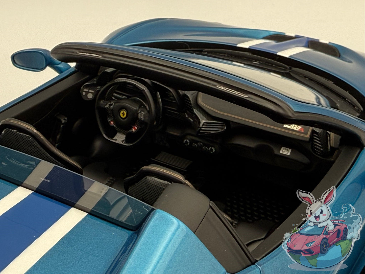 HH Model 1:18 Ferrari 458 Speciale Aperta (Artemis Green - Gold Wheels)