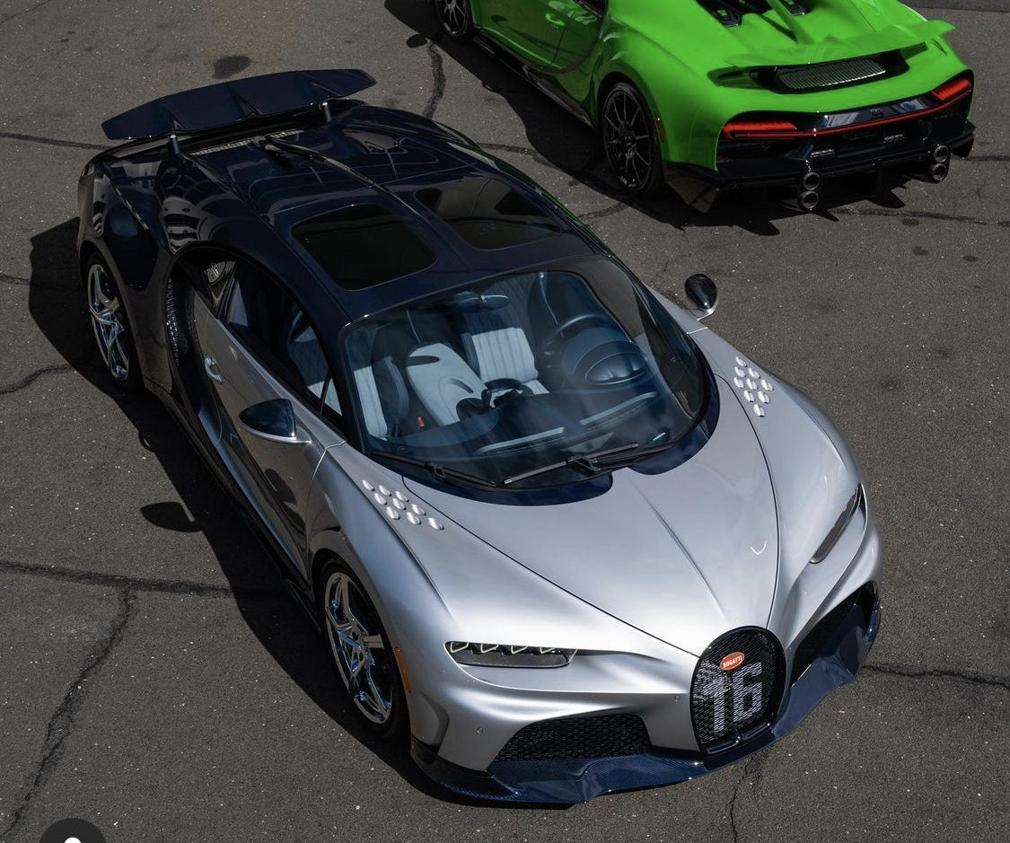 PREORDER 1:18  Bugatti Chiron Super Sport (Royal Blue Carbon Fiber/Argent)