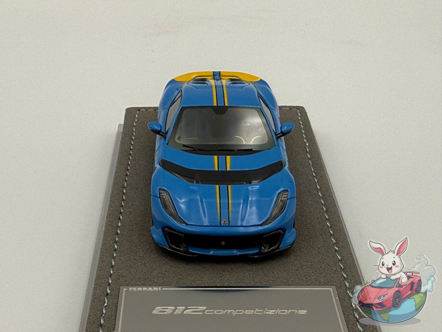 Henson & Heaven 1:64 Ferrari 812 Competizione (Azzurro Dino)