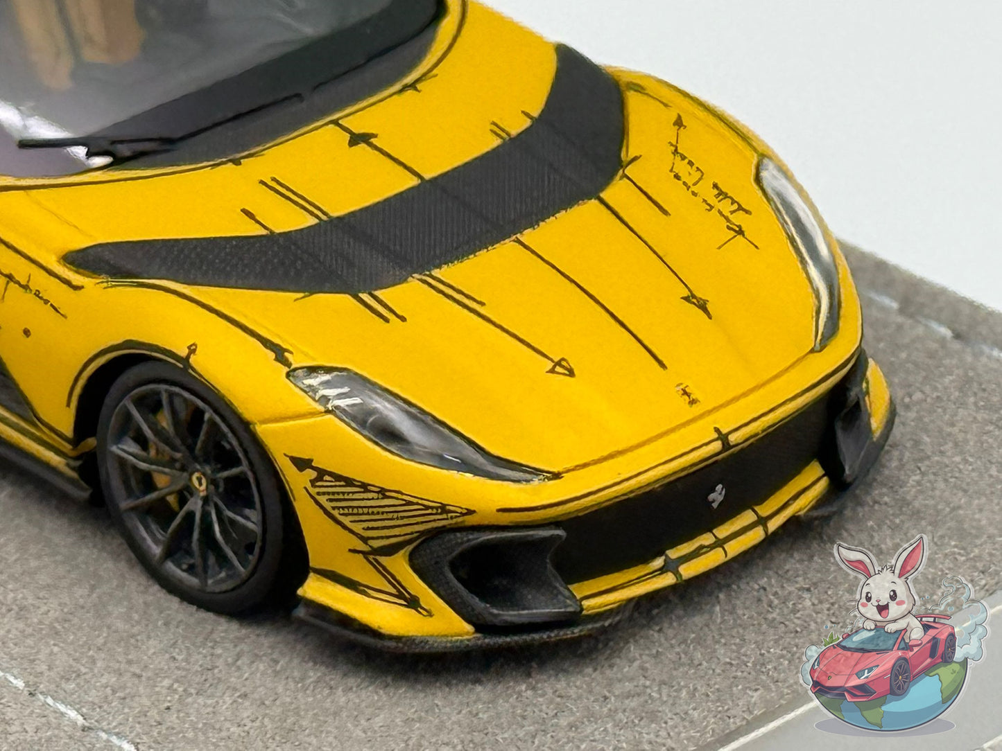 Henson & Heaven 1:64 Ferrari 812 Competizione 'Sketch'