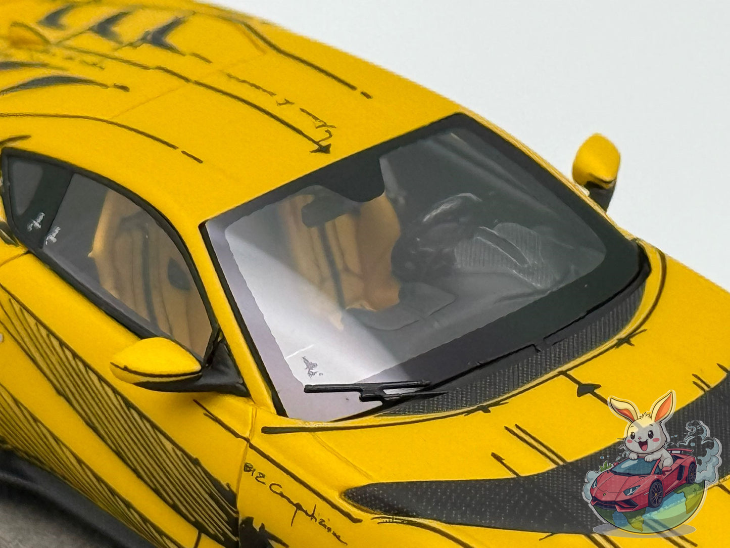 Henson & Heaven 1:64 Ferrari 812 Competizione 'Sketch'