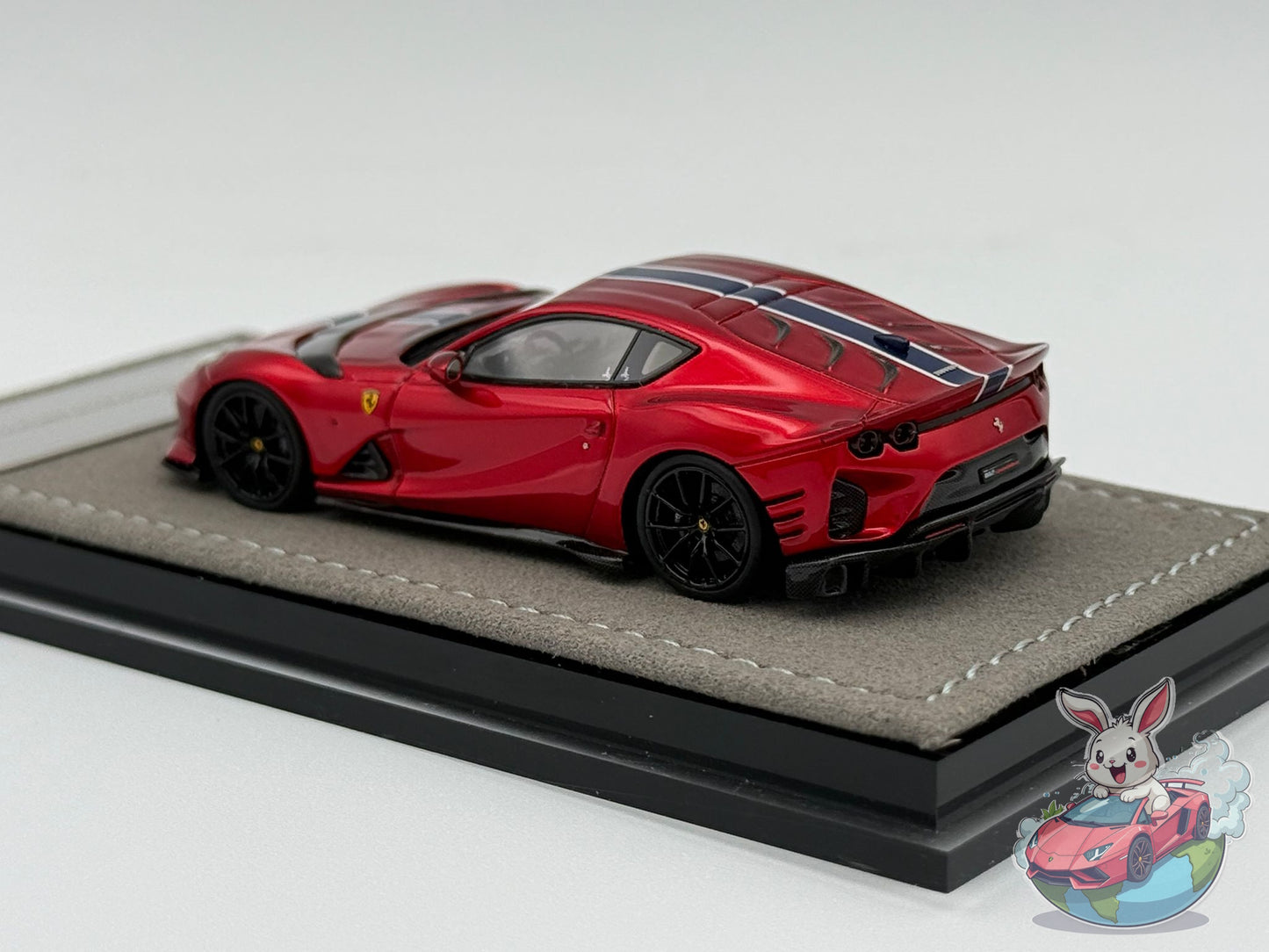 Henson & Heaven 1:64 Ferrari 812 Competizione (Rosso F1)