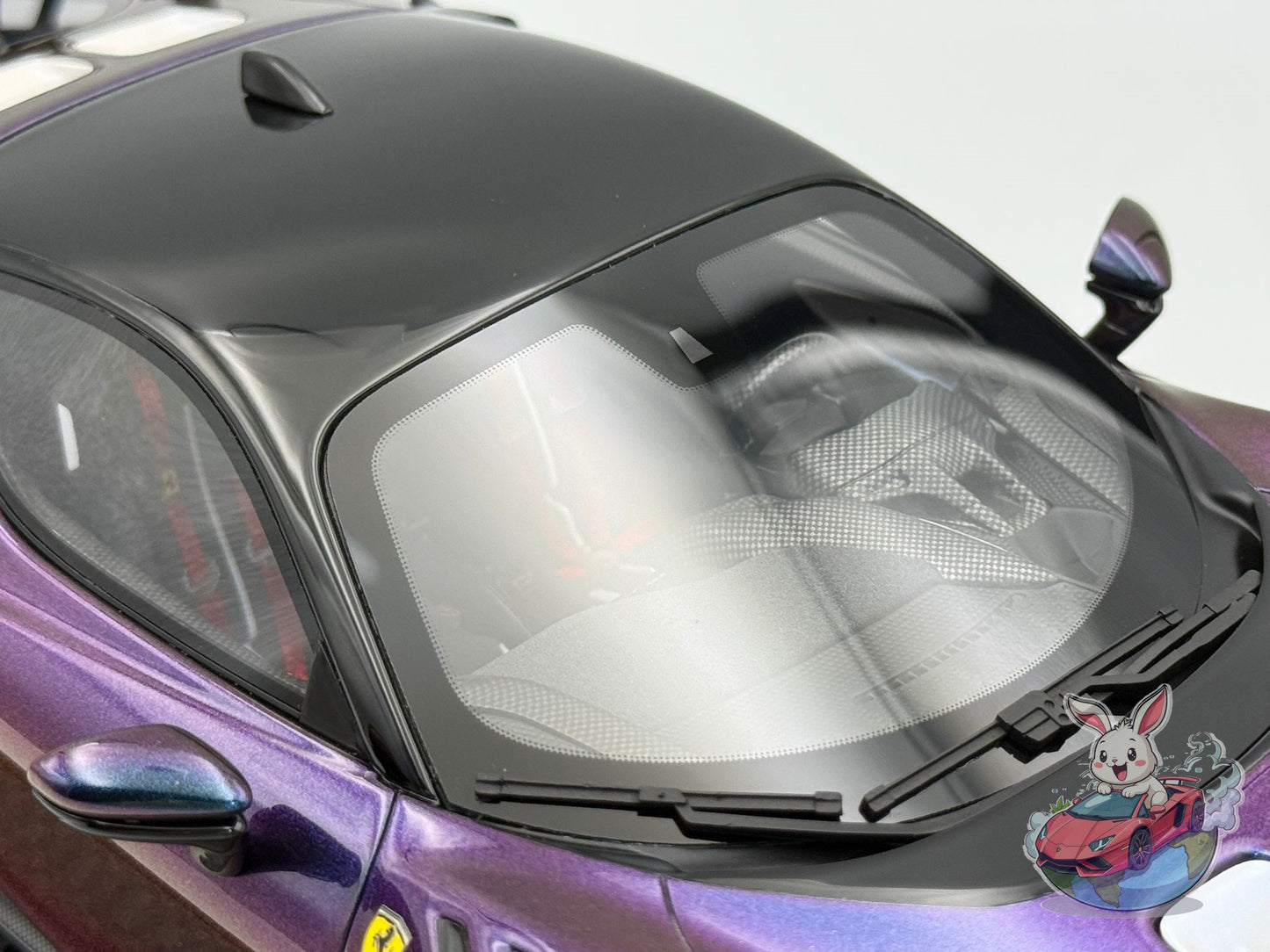 BBR 1:18 Ferrari SF90XX Stradale (Chameleon and black roof)